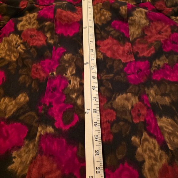 Beautiful women's Harve Benard floral jacket, size M. - Picture 10 of 12